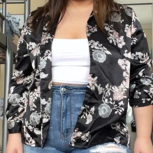 Button up floral long sleeve+white cropped top